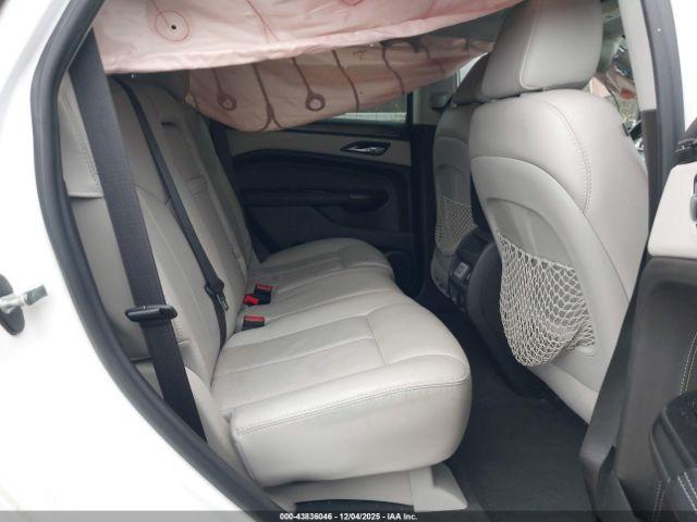 Cadillac SRX Standard Image 10