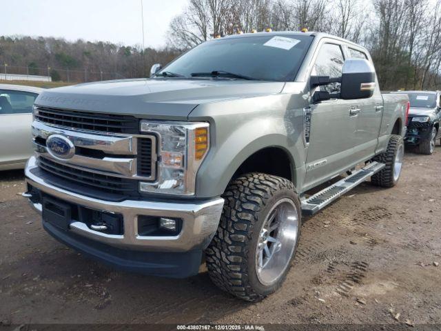 Ford F-250 Xlt Image 12