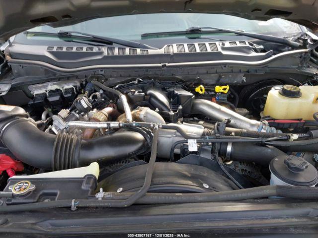 Ford F-250 Xlt Image 8