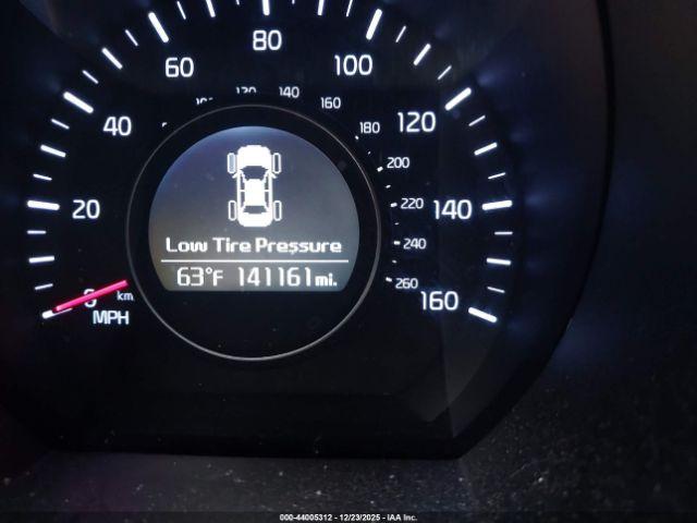 Kia Optima Lx Image 12