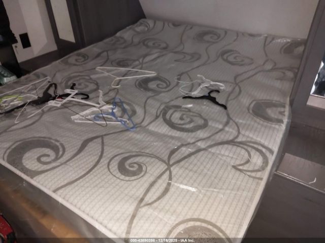 Aspen Camper Trlr Image 15