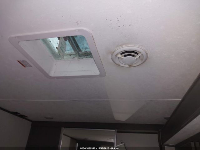 Aspen Camper Trlr Image 11