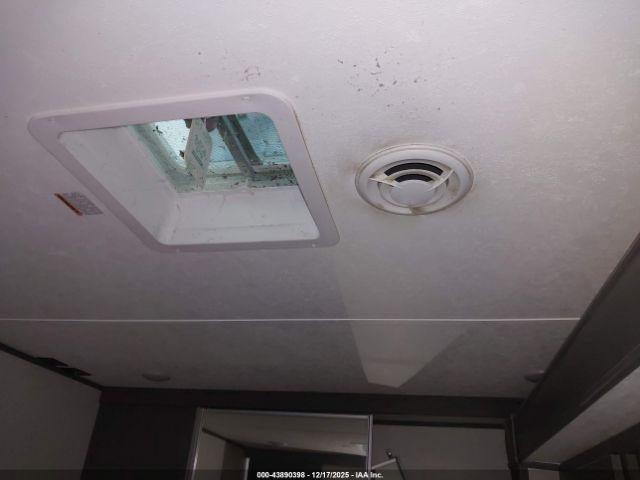 Aspen Camper Trlr Image 11