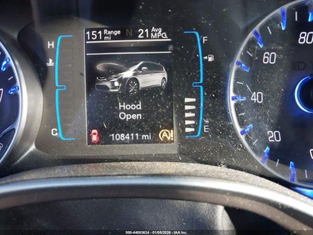 Chrysler Pacifica Touring-l Image 7