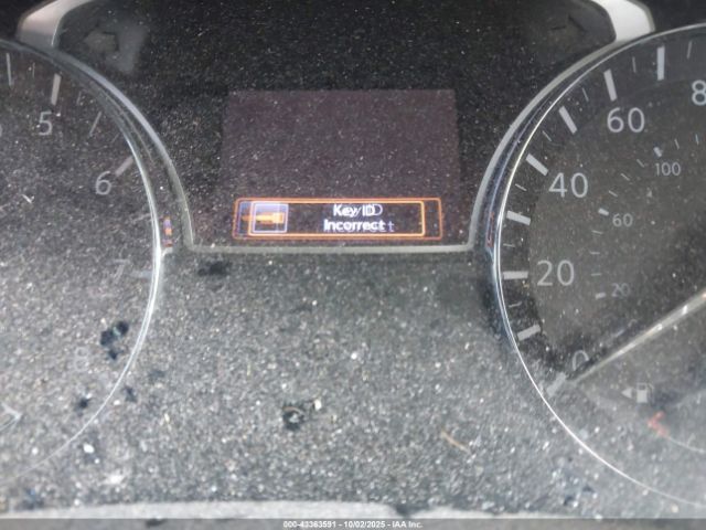 Nissan Altima Image 10