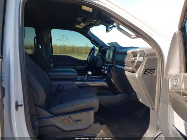 Ford F-150 Xlt Image 13