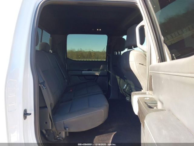 Ford F-150 Xlt Image 15