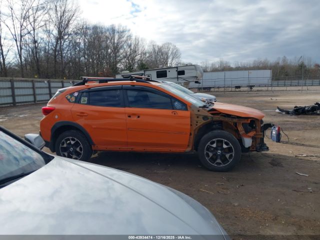 Subaru Crosstrek 2.0i Premium Image 3