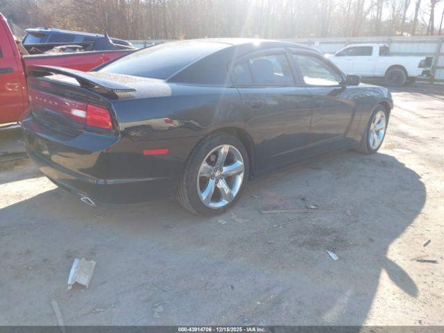 Dodge Charger Se Image 4