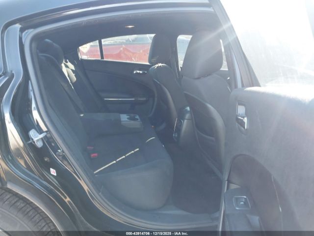 Dodge Charger Se Image 11