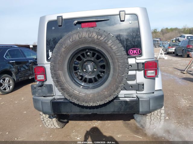 Jeep Wrangler Altitude 4x4 Image 14