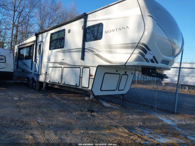  Salvage Keystone Travel Trlr