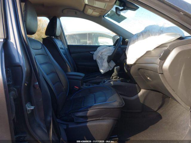 Nissan Rogue S Intelligent Awd Image 5