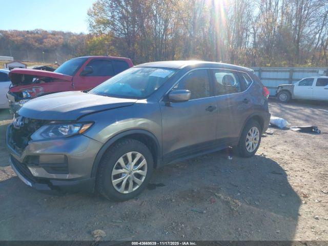 Nissan Rogue S Intelligent Awd Image 13