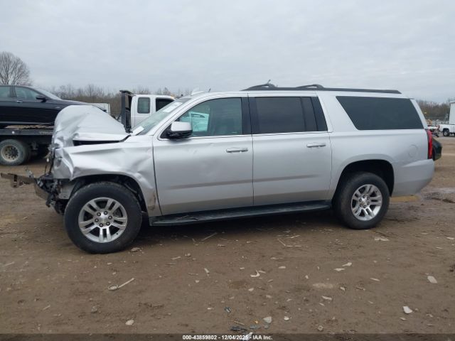 Chevrolet Suburban Lt Image 12