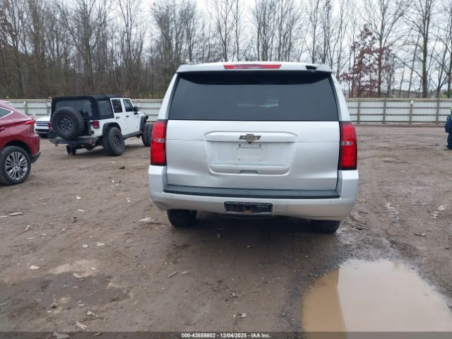 Chevrolet Suburban Lt Image 8