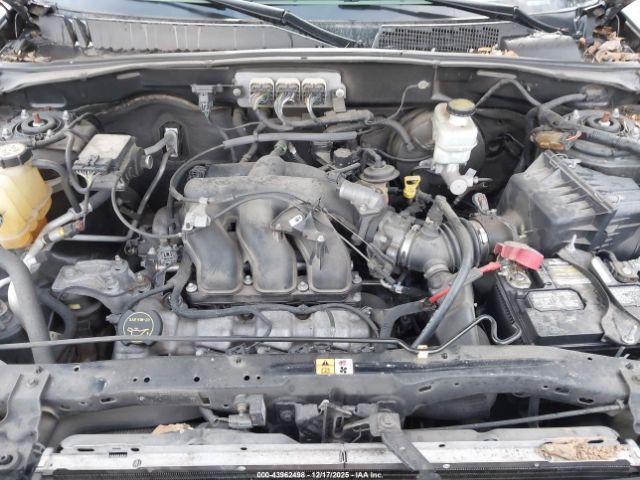 Mercury Mariner V6 Image 11