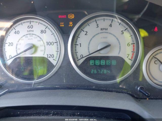 Chrysler Town & Country Lx Image 7