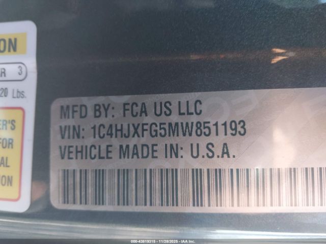 Jeep Wrangler Rubicon 4x4 Image 6