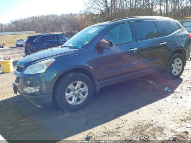 Chevrolet Traverse Ls Image 4