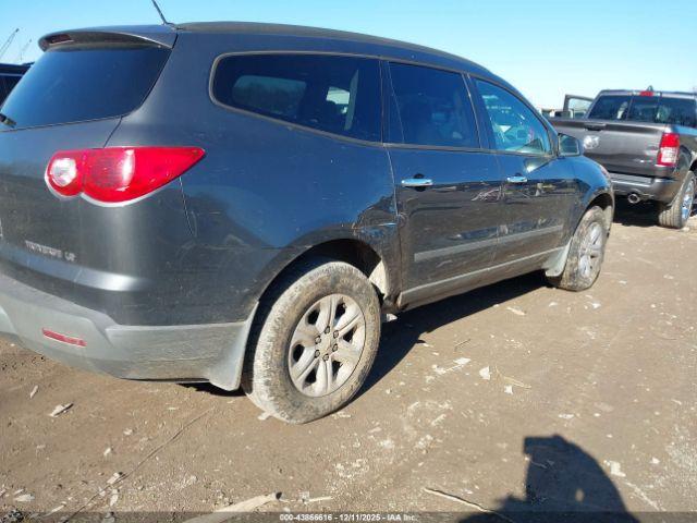 Chevrolet Traverse Ls Image 6