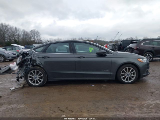 Ford Fusion Se Image 7