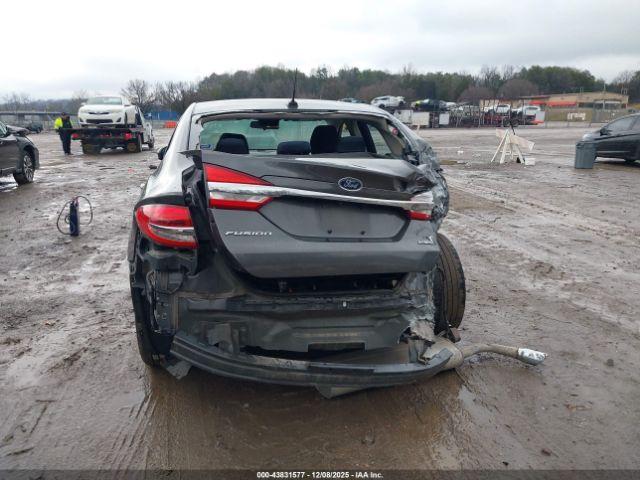 Ford Fusion Se Image 10