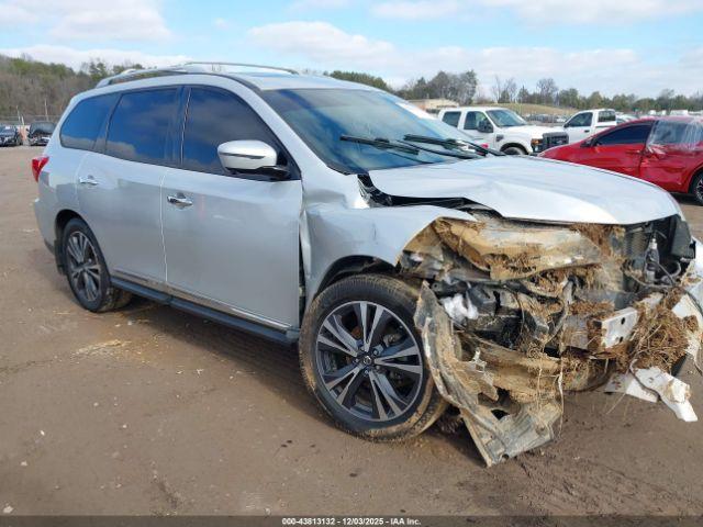  Salvage Nissan Pathfinder