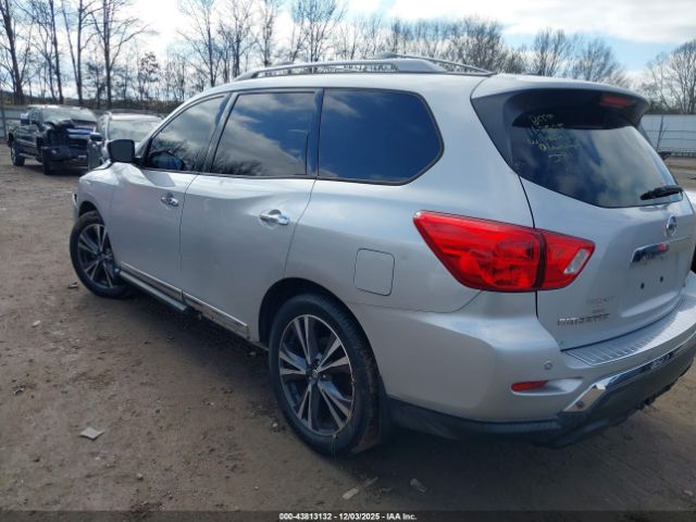 Nissan Pathfinder Platinum Image 13