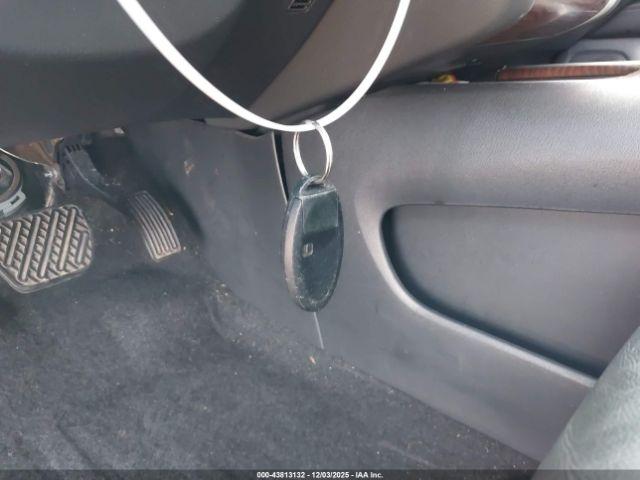 Nissan Pathfinder Platinum Image 10