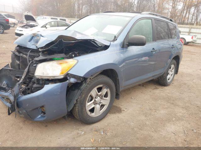 Toyota RAV4 Image 8