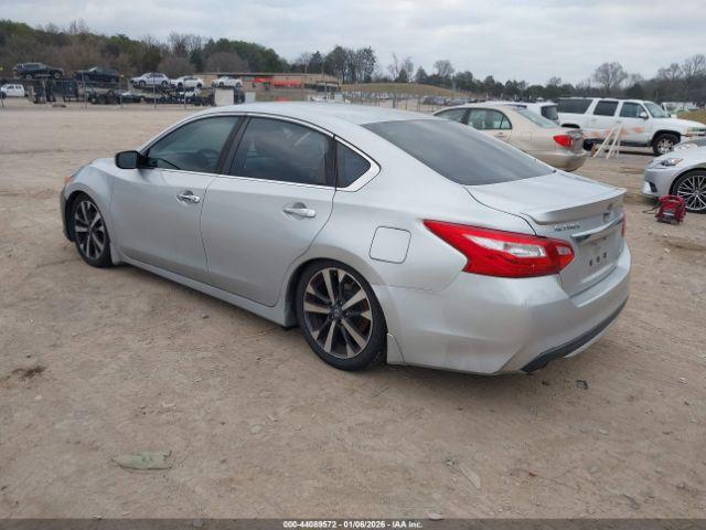 Nissan Altima 2.5 Sr Image 3