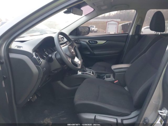 Nissan Rogue S Fwd Xtronic Cvt Image 2