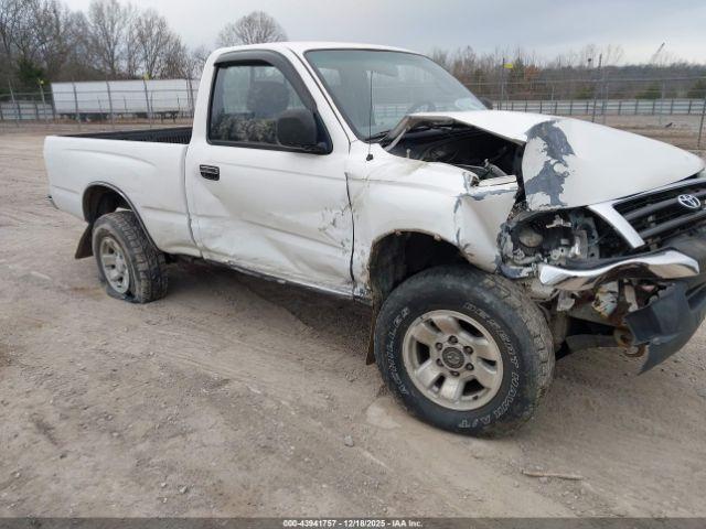  Salvage Toyota Tacoma
