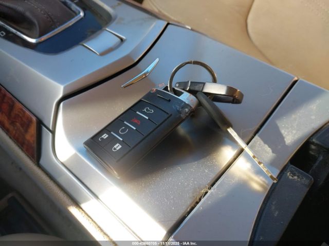 Cadillac CTS Standard Image 11