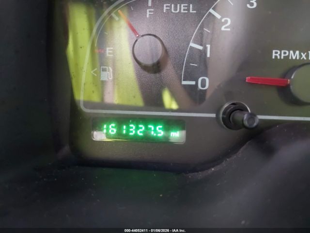 Ford Windstar Image 11