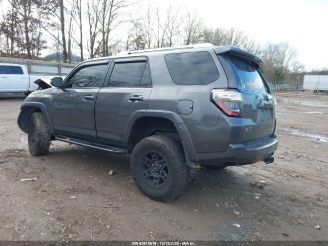 Toyota 4Runner Sr5 Premium Image 7