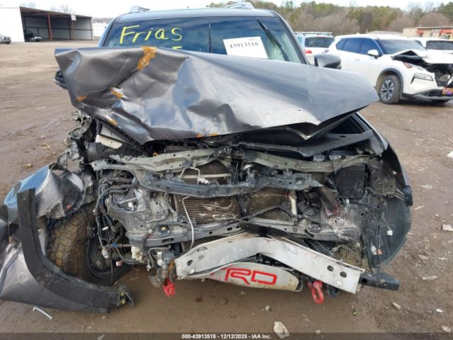 Toyota 4Runner Sr5 Premium Image 10