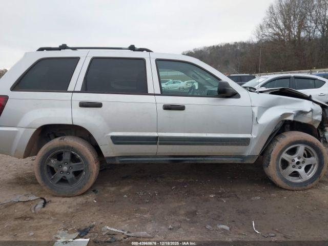 Jeep Grand Cherokee Laredo Image 7