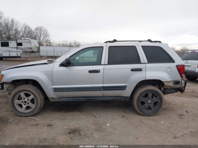 Jeep Grand Cherokee Laredo Image 14