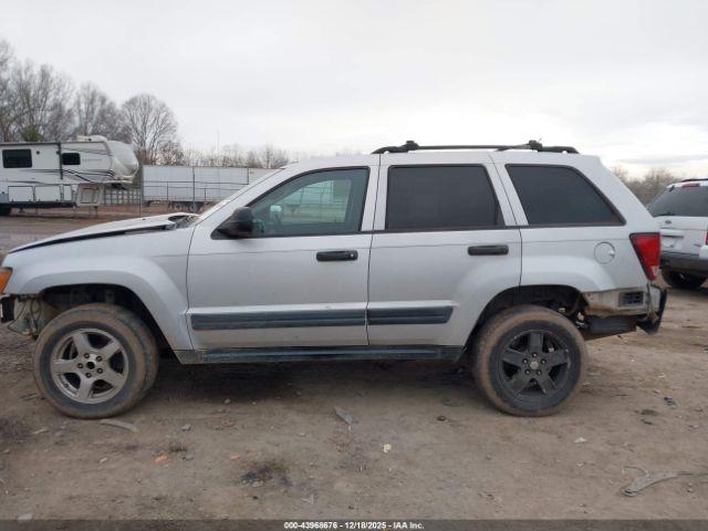 Jeep Grand Cherokee Laredo Image 14