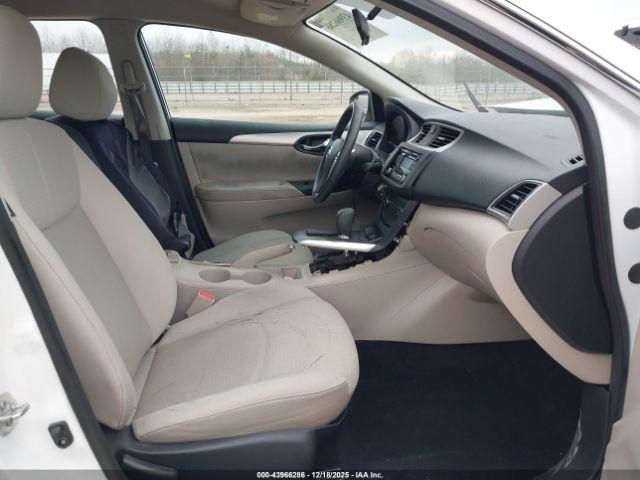 Nissan Sentra S Image 6