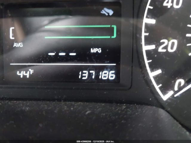 Nissan Sentra S Image 9