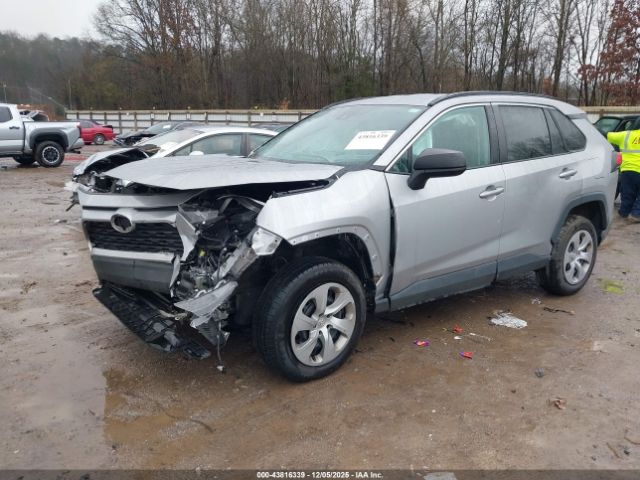 Toyota RAV4 Le Image 14