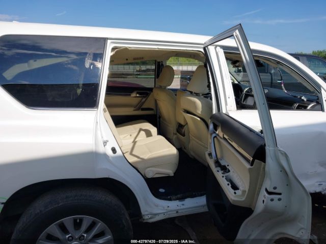 Lexus Gx Premium Image 9