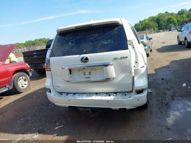 Lexus Gx Premium Image 16