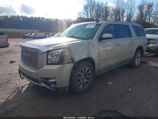 GMC Yukon Denali Image 2