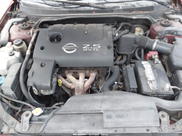 Nissan Altima 2.5 S Image 9