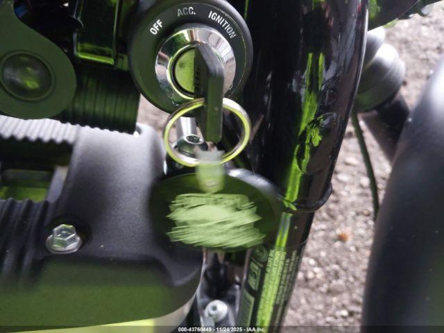 Harley-Davidson Xl883 N Image 6