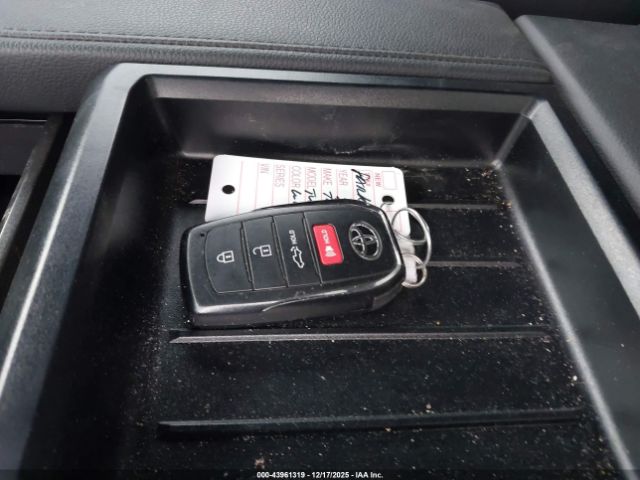 Toyota Tundra Limited Image 13